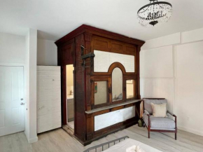 Walk Everywhere from this Stunning Remodel in OTR